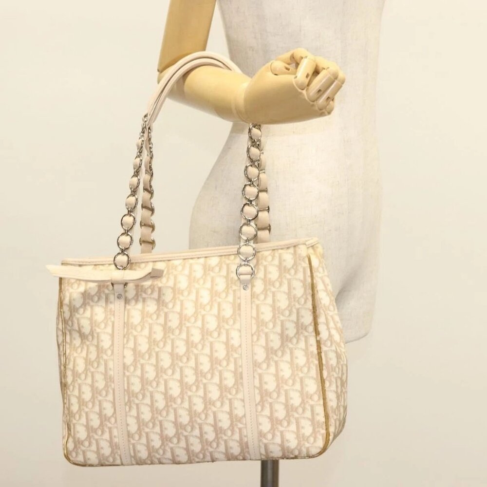 Christian Dior Trotter Canvas Romantic Chain Tote Bag PVC Beige Auth 140098 - Picture 15 of 16